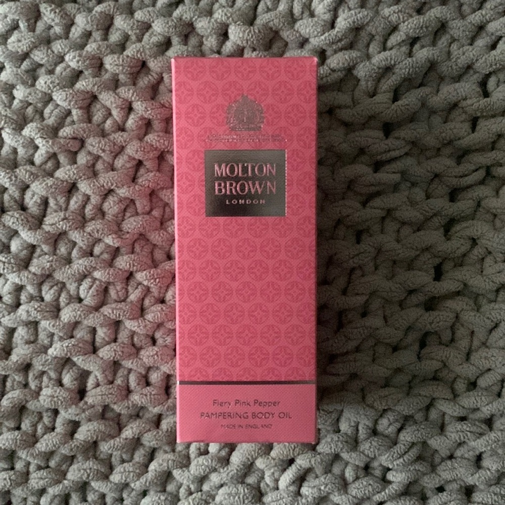 Molton Brown fiery pink pepper body oil